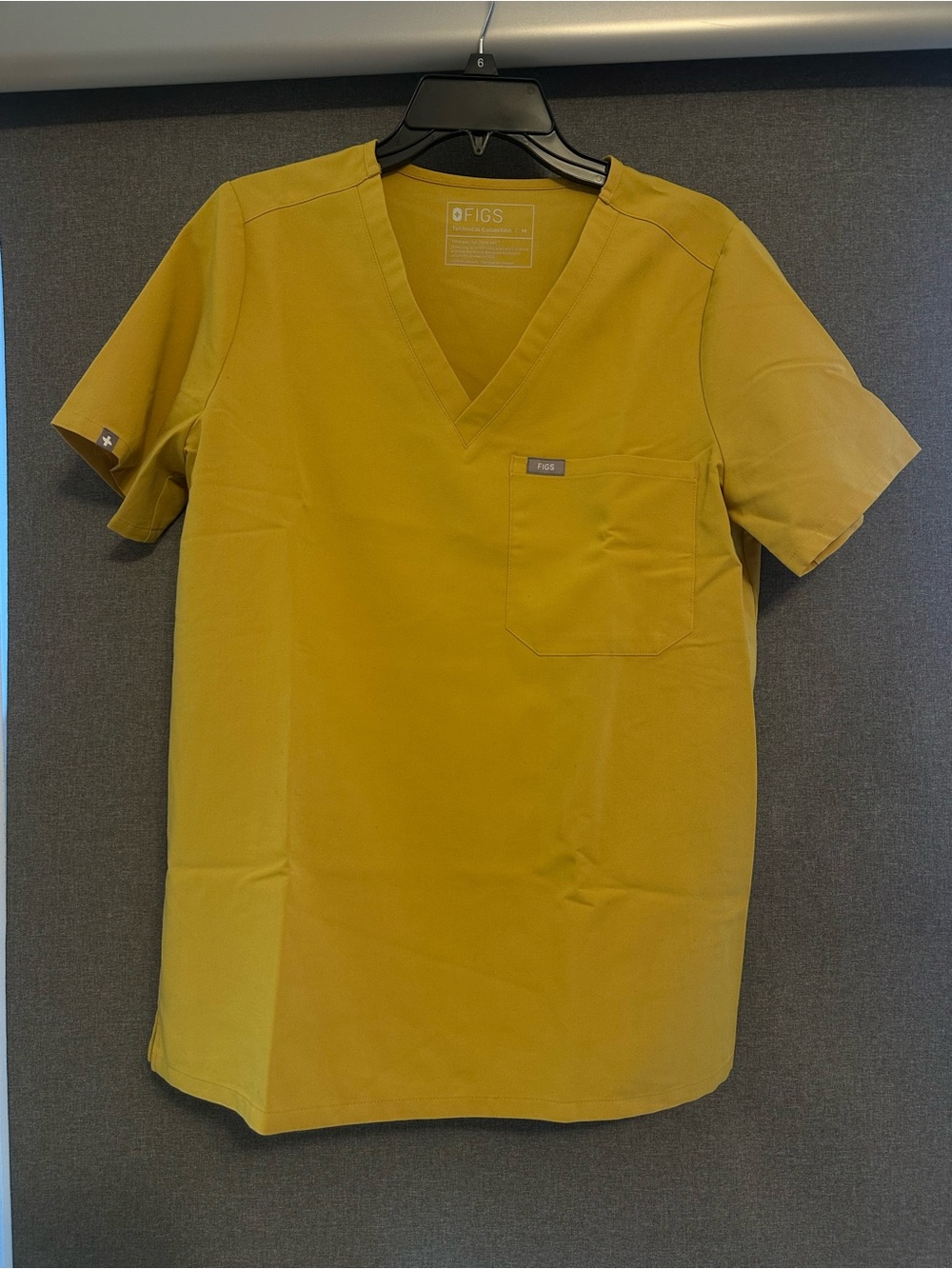 FIGS Gold Catarina scrub top medium